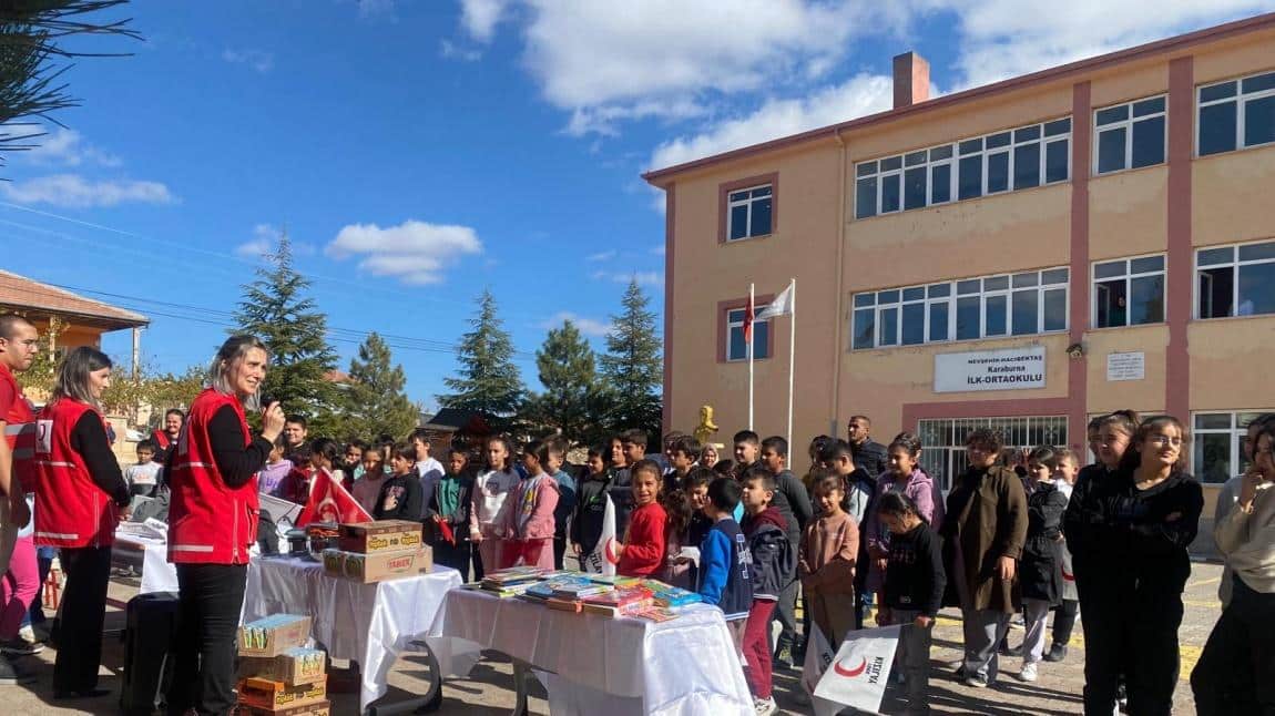 Hacıbektaş Kızılay şubesi okulumuzda etkinlilerde bulundu.